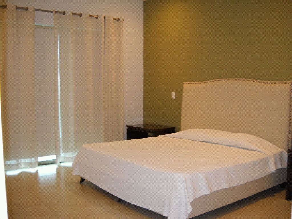 210b1855-805a-4118-8572-7350b33b86de