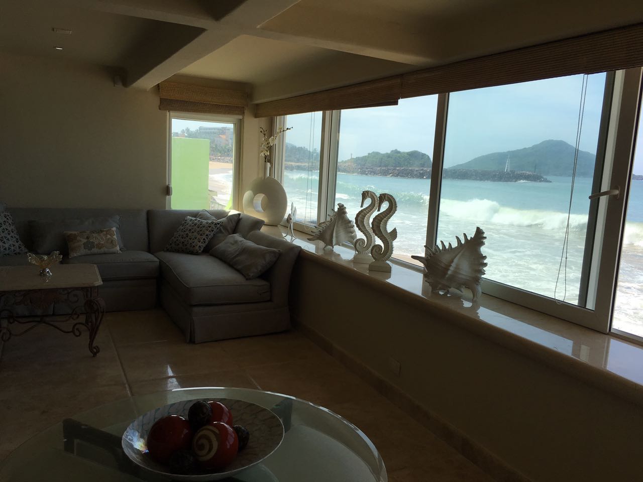 9128113b-accf-4263-ba40-5e3bed4d595c