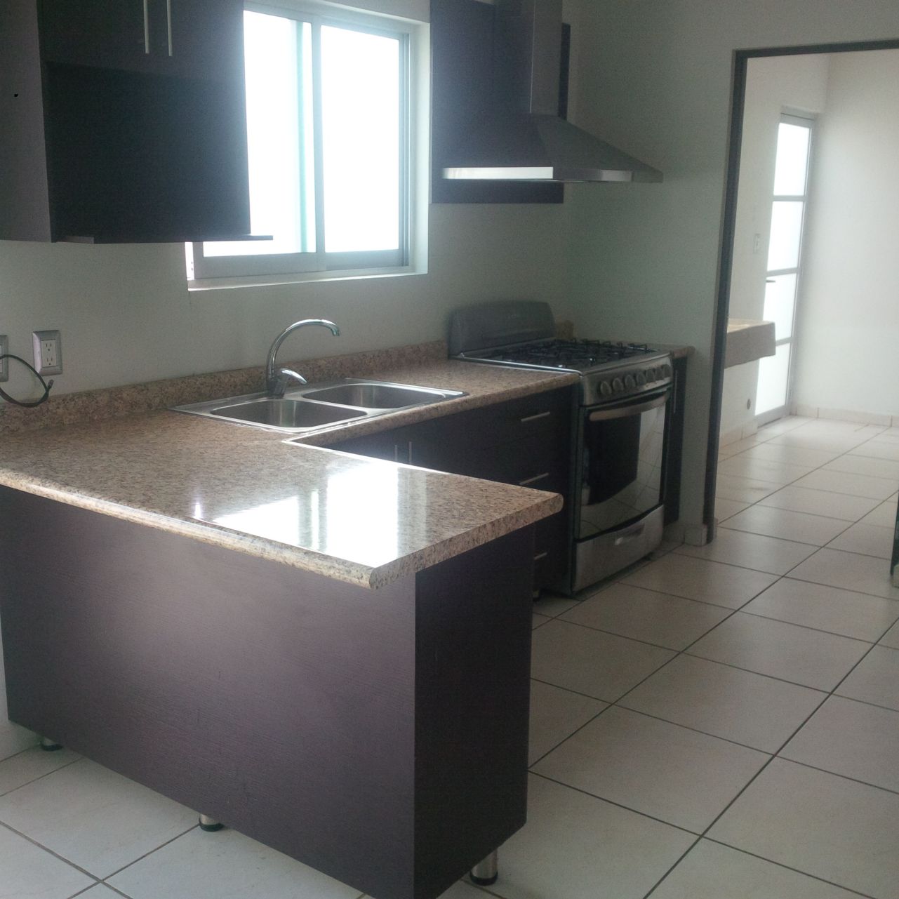 a9f5c518-7fb8-4bce-8329-b02f4e482581